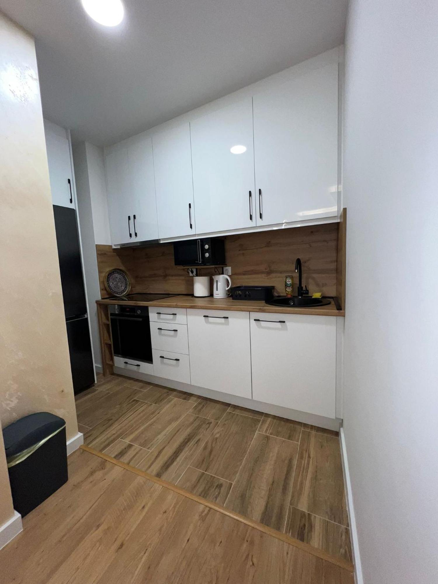 Sunset Home מוסטר מראה חיצוני תמונה