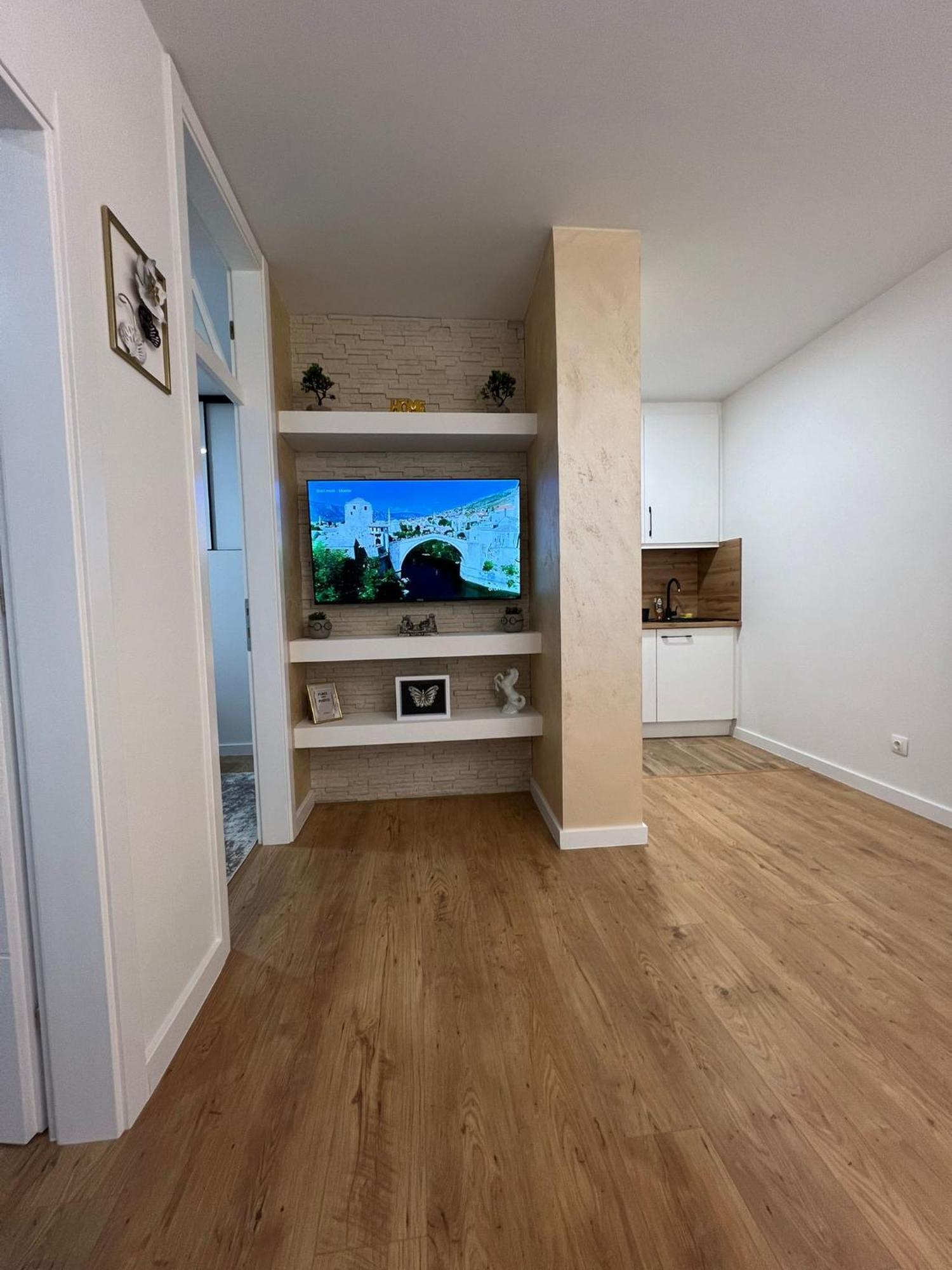 Sunset Home מוסטר מראה חיצוני תמונה