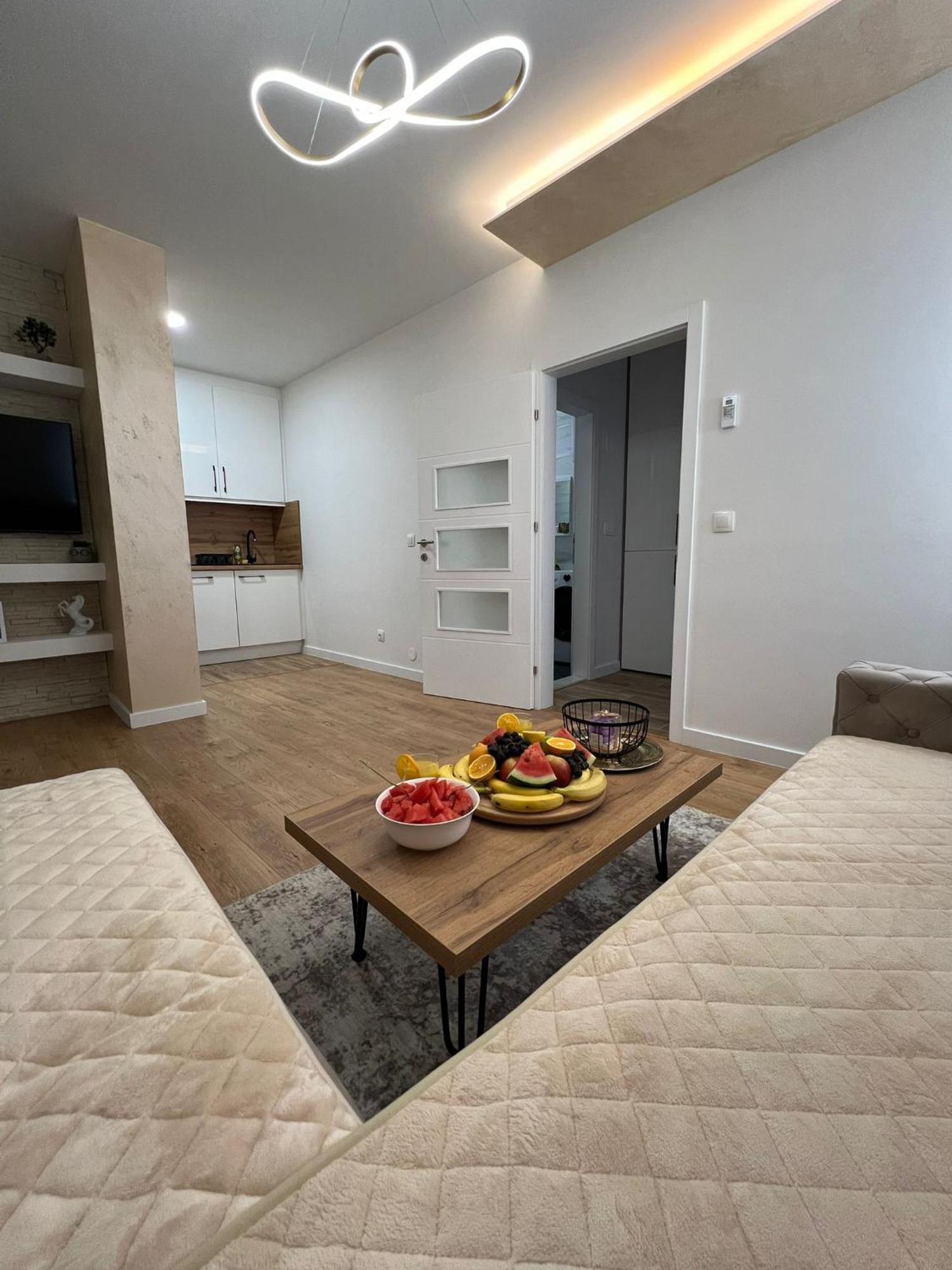 Sunset Home מוסטר מראה חיצוני תמונה