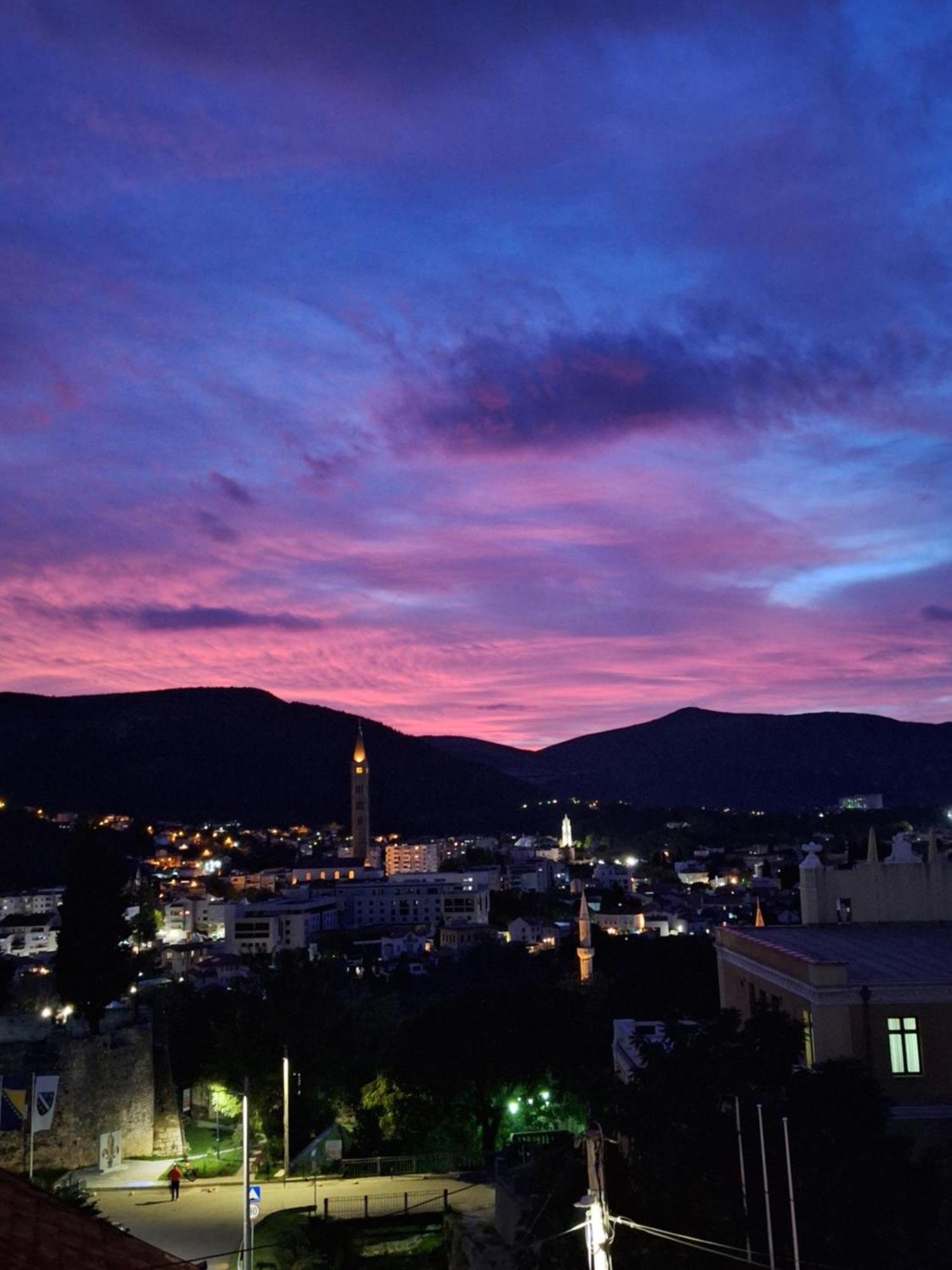 Sunset Home מוסטר מראה חיצוני תמונה