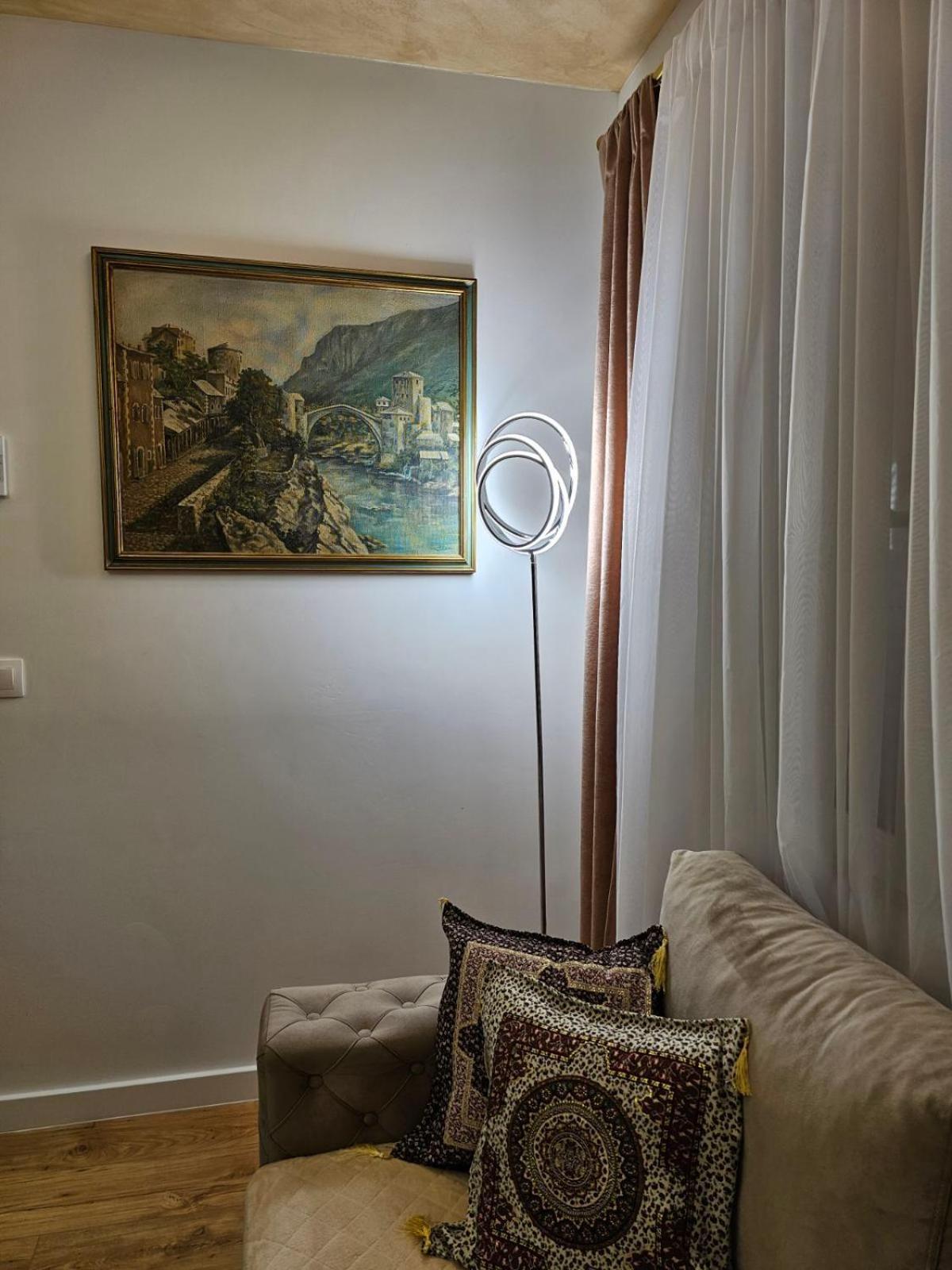 Sunset Home מוסטר מראה חיצוני תמונה